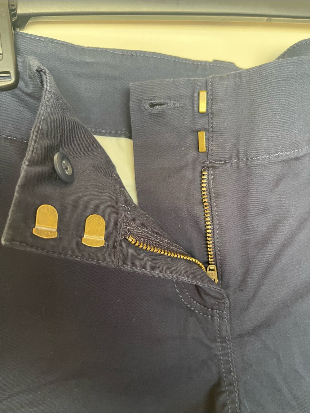 Vineyard Vines Navy Chino Women's Shorts 3.5 in. inseam - Picture 6 of 7